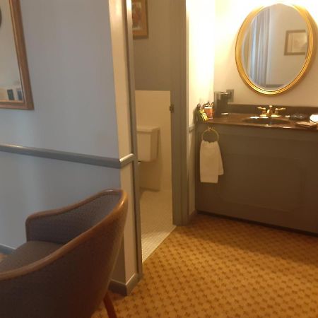 The Charles Inn Bangor Extérieur photo