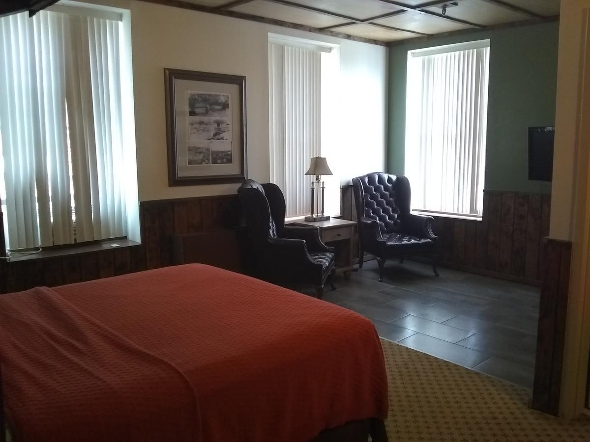 The Charles Inn Bangor Extérieur photo