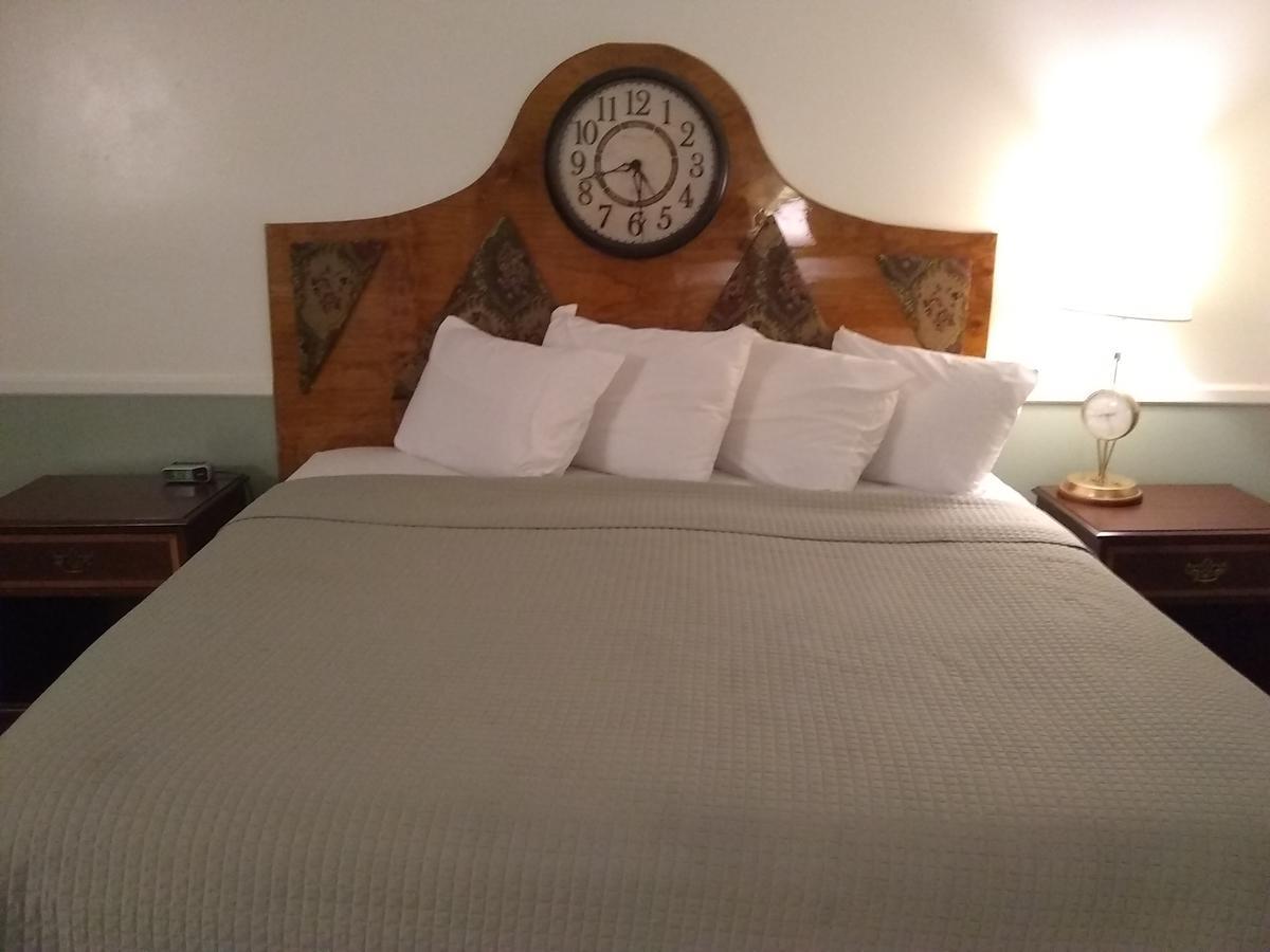 The Charles Inn Bangor Extérieur photo