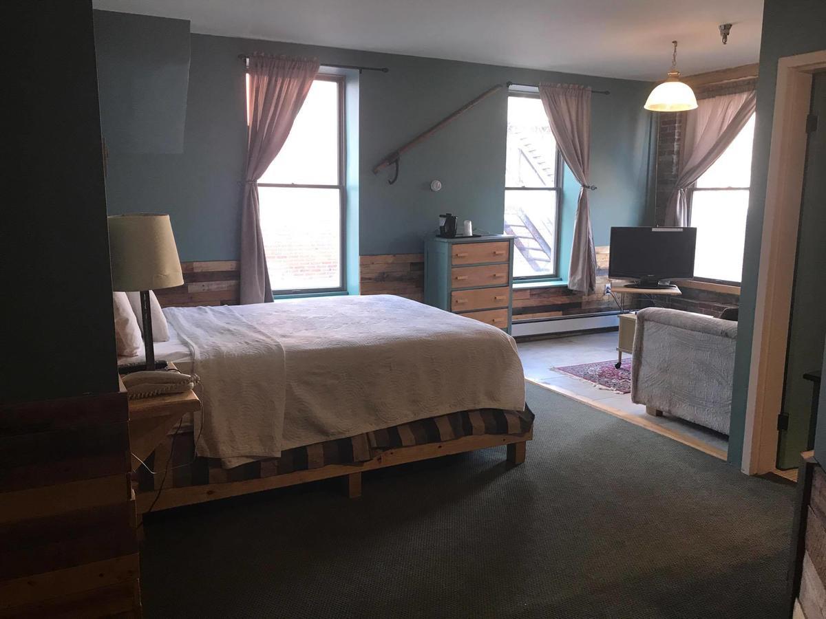 The Charles Inn Bangor Extérieur photo
