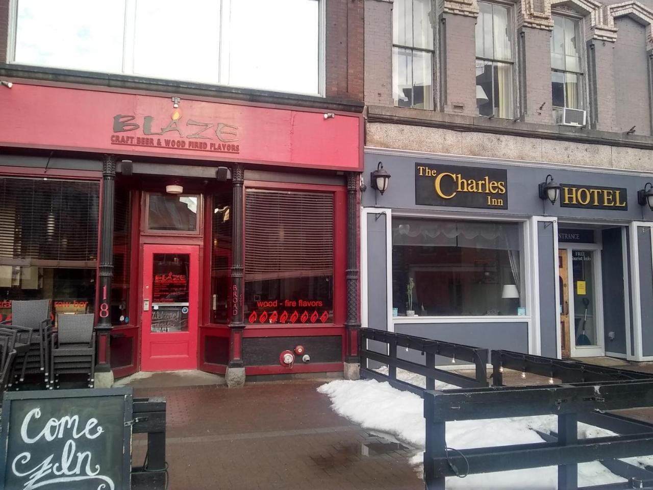 The Charles Inn Bangor Extérieur photo