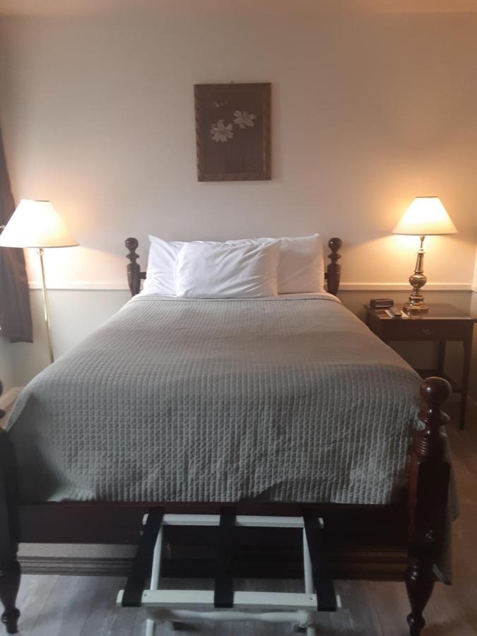 The Charles Inn Bangor Extérieur photo
