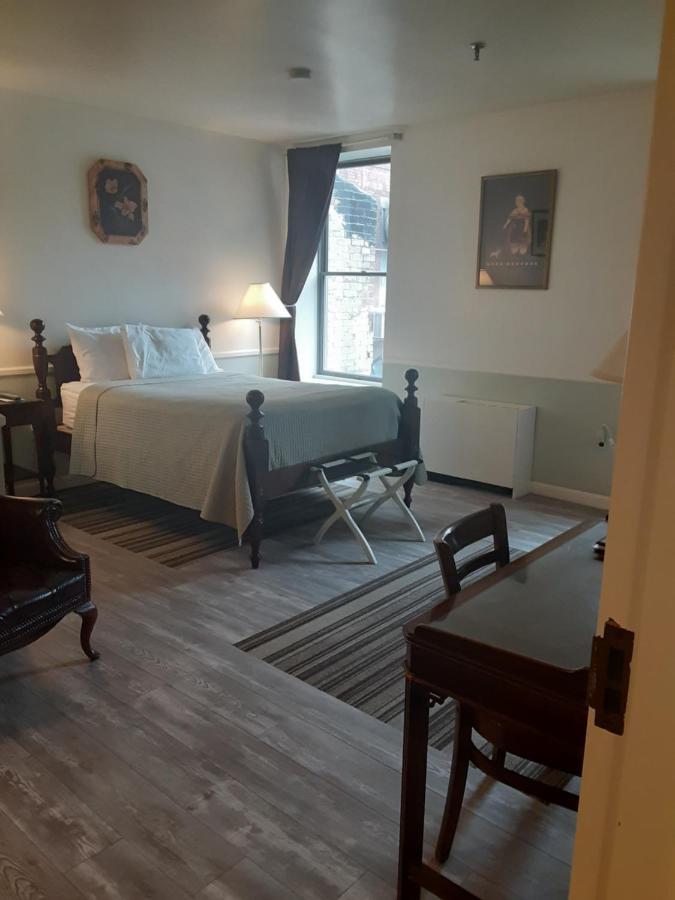 The Charles Inn Bangor Extérieur photo